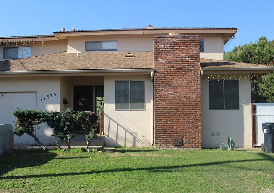 1st image of 11835 Grevillea Ave