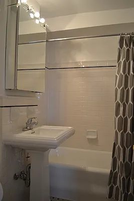 Rented by Tabak Real Estate | media 21