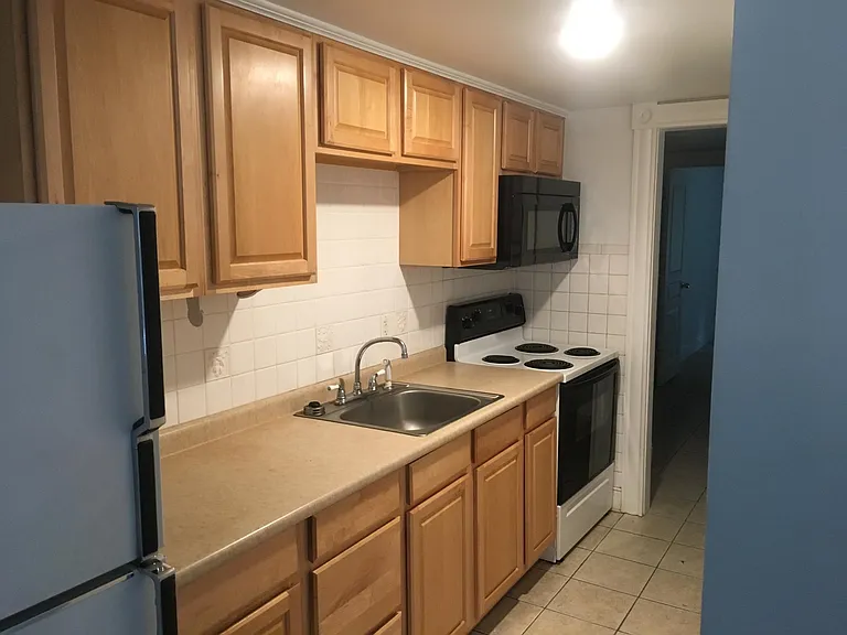 823 Bowe St #A — Photo 15