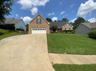 720 Chapel Hill Dr, Lawrenceville, GA 30045