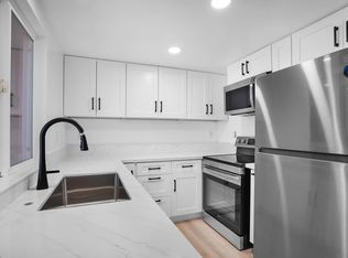 910 N Fig St APT B, Escondido, CA 92026