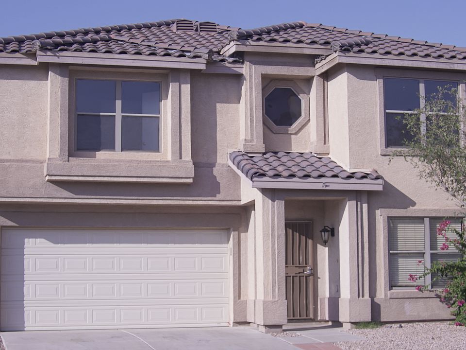 1st image of 572 W Palo Verde St