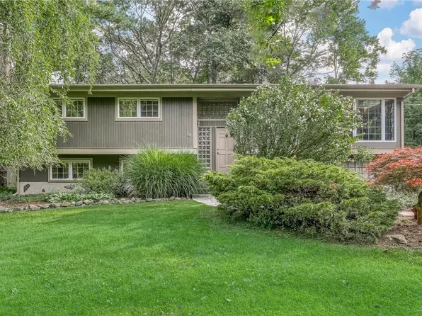 14 Heather Hill Lane, Suffern, NY 10901