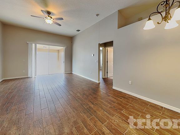 2nd image of 6816 Monarch Park Dr