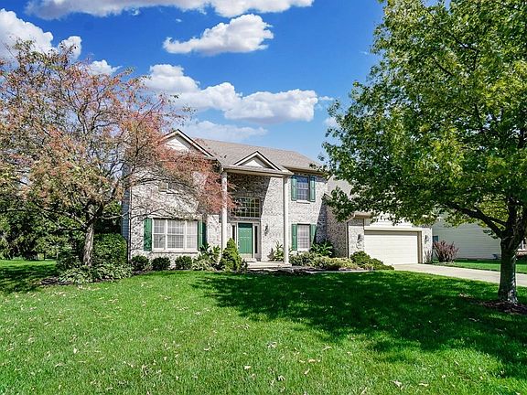 2nd image of 465 Maple Springs Dr