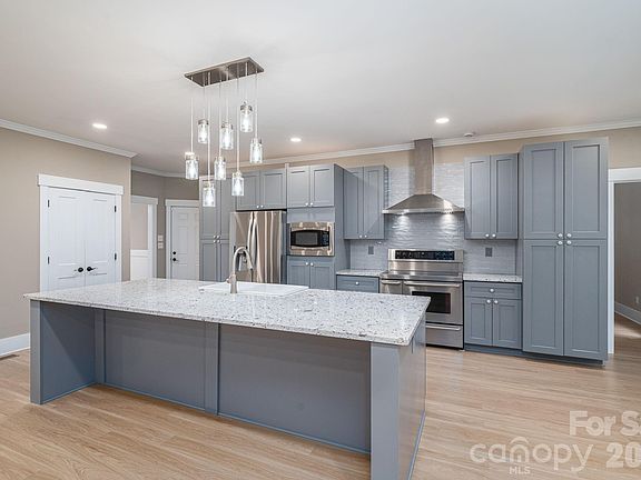 5th image of 1919 Ashmere Dr