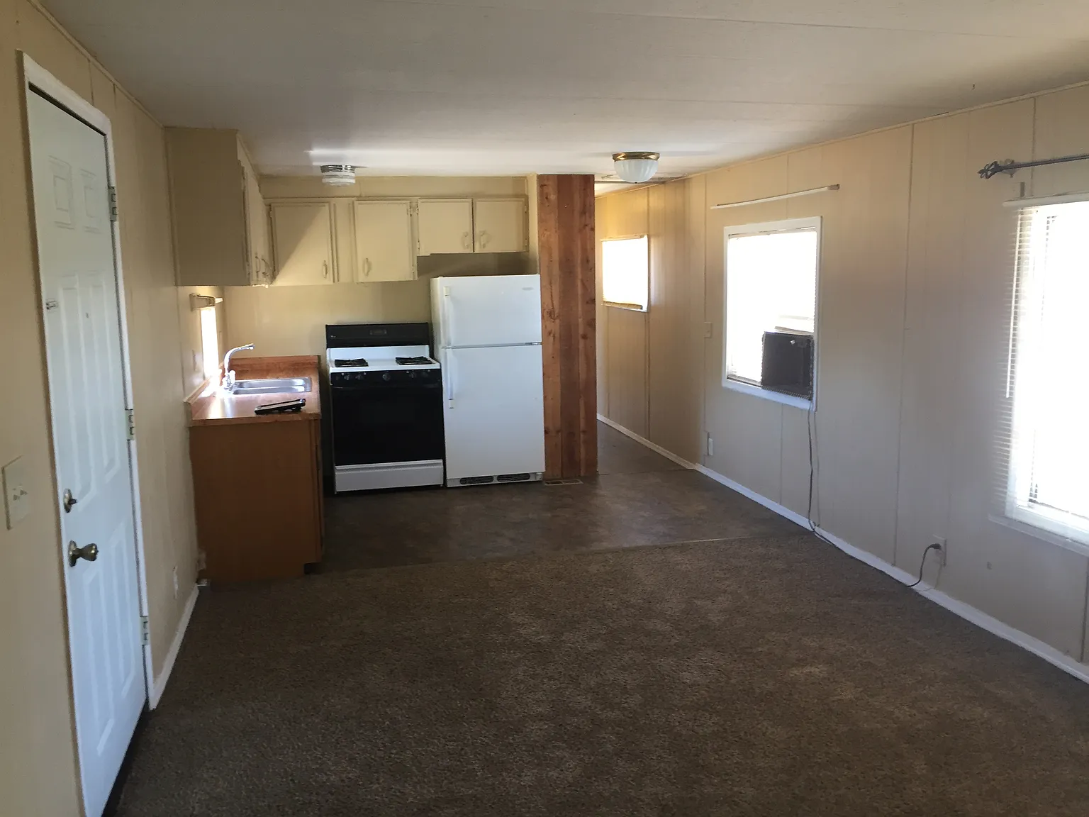 3 bed, 850 sqft, $995 — Photo 4