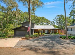 834 Cypress Dr, Karnack, TX 75661