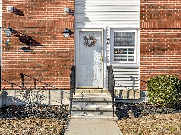 2nd image of 41 Foundry St APT 14-8
