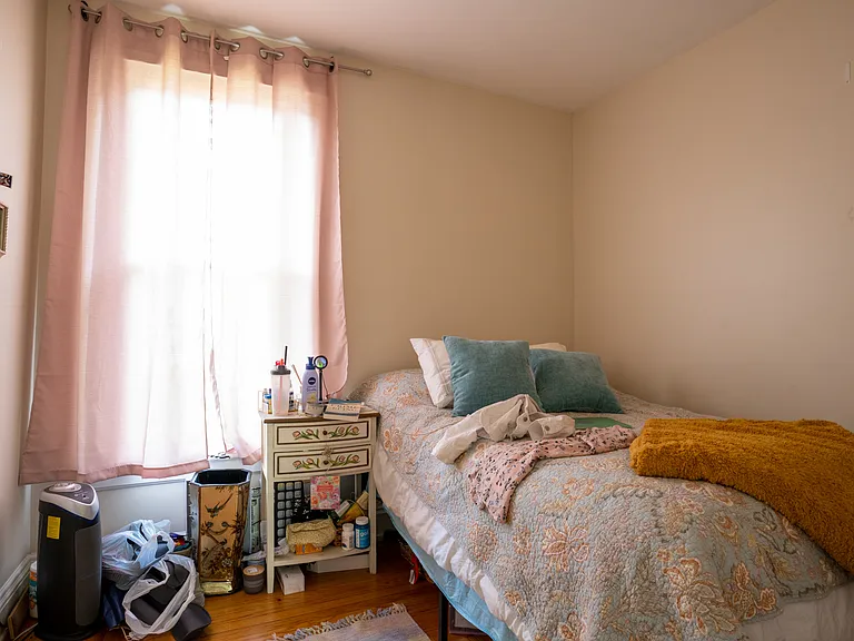 908 3rd Ave #1 — Photo 10