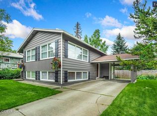956 Westbury Dr, Anchorage, AK 99503