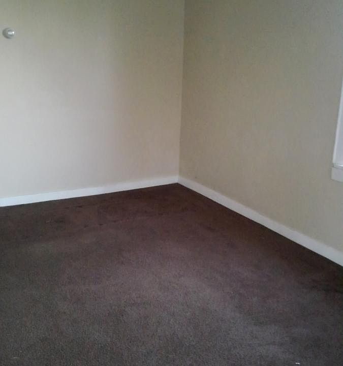 2nd image of 106 N Clover Ave