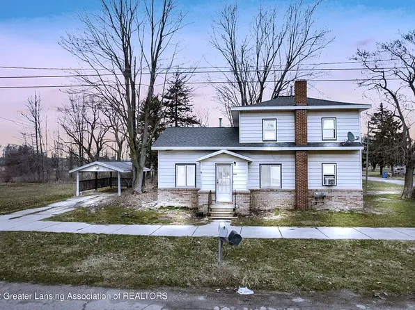 302 W Oak St, Ashley, MI 48806