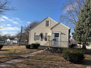 841 Gratton St, Burlington, IA 52601