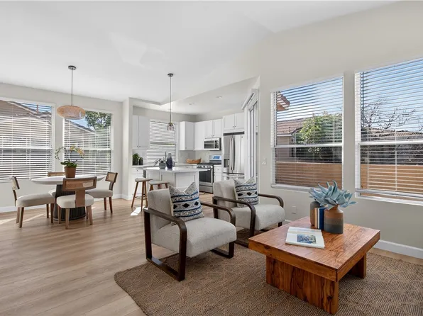 7733 E Portofino Ave, Anaheim, CA 92808