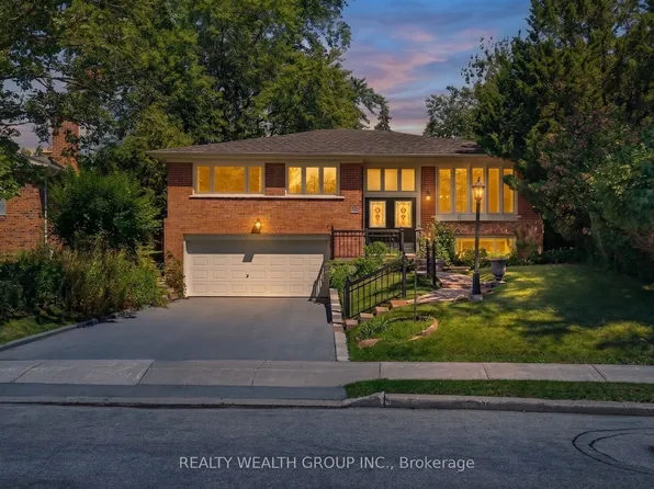 10 Derwent Ct, Toronto, ON M2M 2C3
