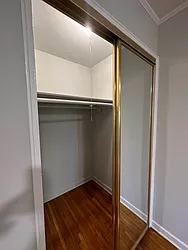 Rented by Zikos Realty Services