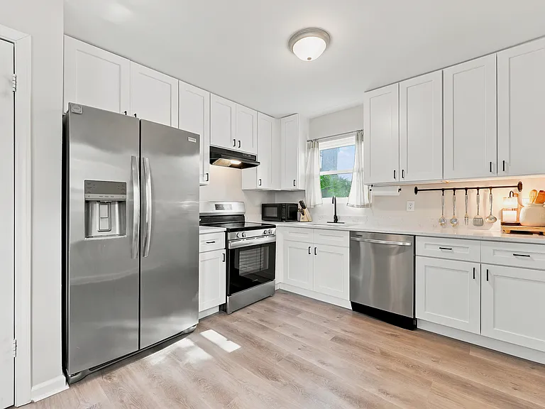 2230 Cypress Landing Dr — Photo 9