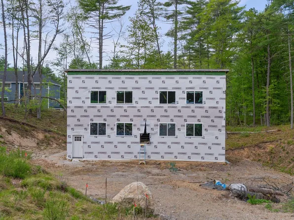 19 Lenox Circle, Waterboro, ME 04061