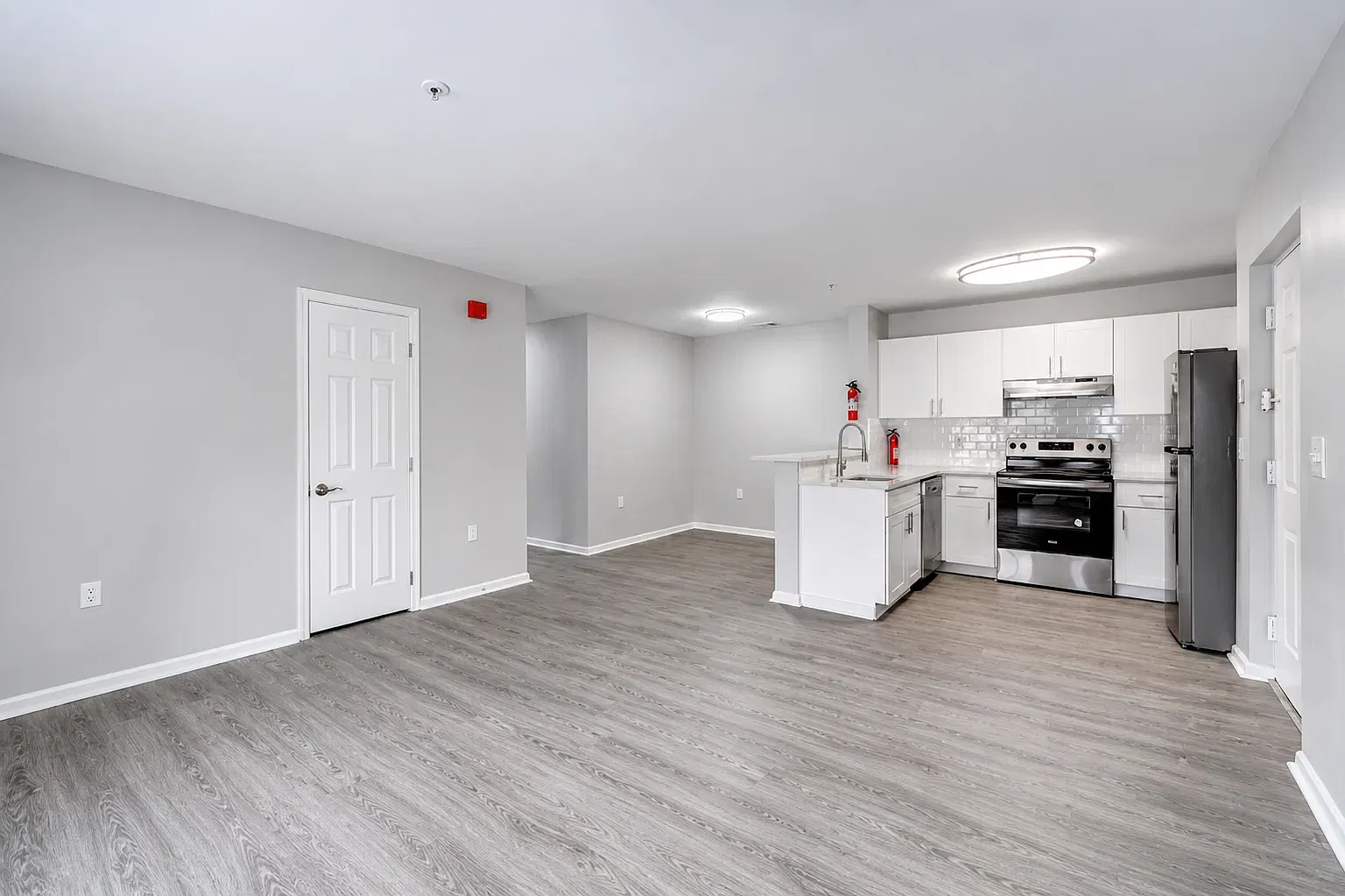 2 bed, 1.5 bath, $1,650 — Photo 4