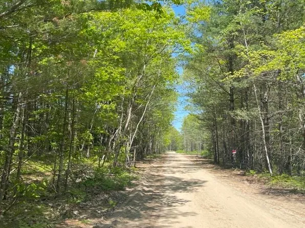 15 Coltons Way, Saco, ME 04072