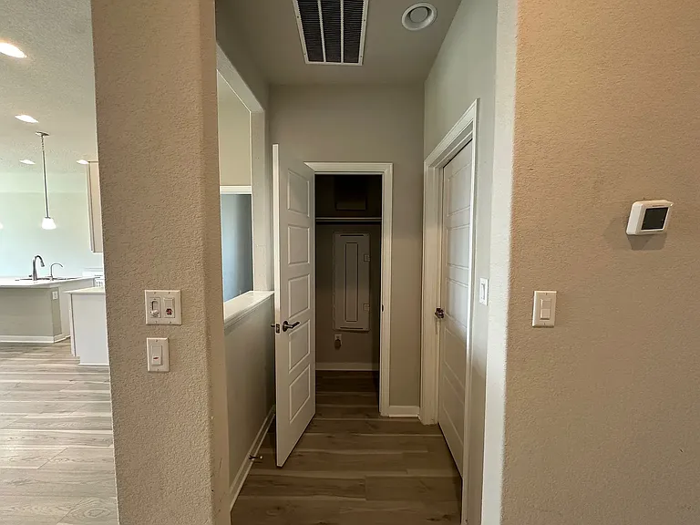 441 Saturnia Dr — Photo 20