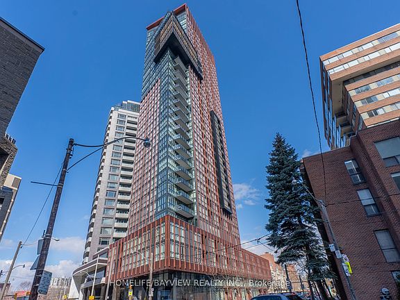 2nd image of 32 Davenport Rd #703