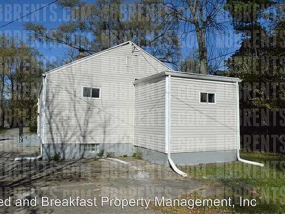 3rd image of 4310 Genesee Ave