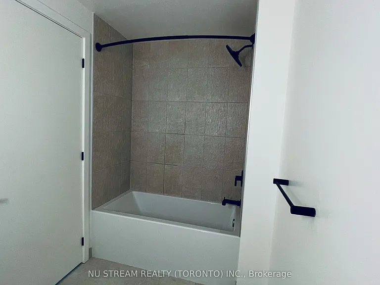 91 Montclair Ave #1502 — Photo 19
