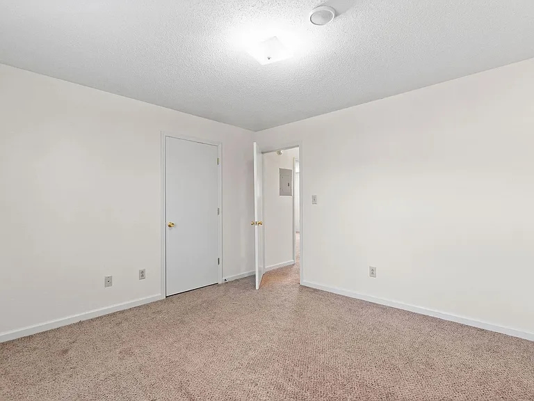 112 Stephanie Dr — Photo 20