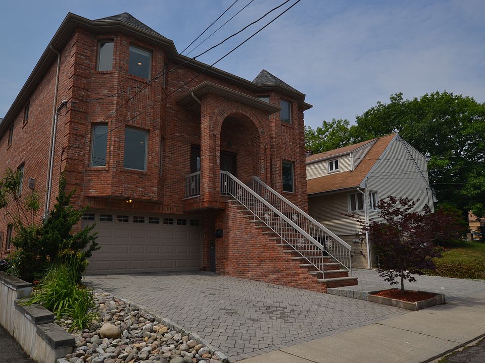 1st image of 250 Franklin Ave #C0250
