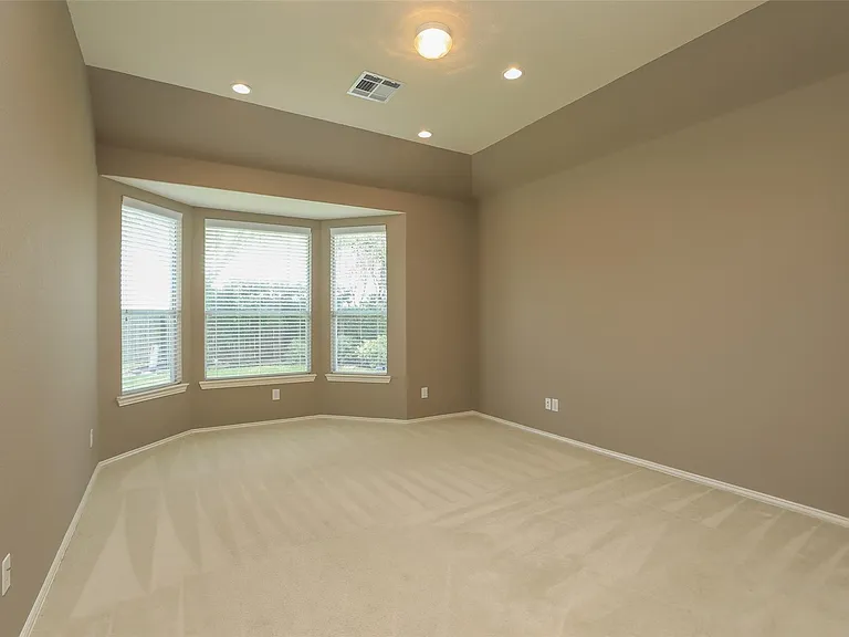 9603 Red Rugossa Dr — Photo 21