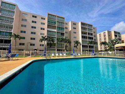 420 NE 12th Ave APT 706, Hallandale, FL, 33009