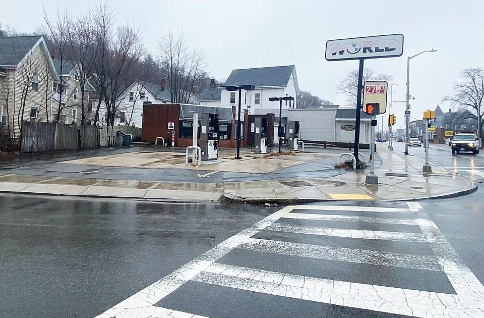 2nd image of 875 Main St