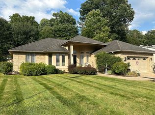 112 Rollingwood Dr, Beckley, WV 25801