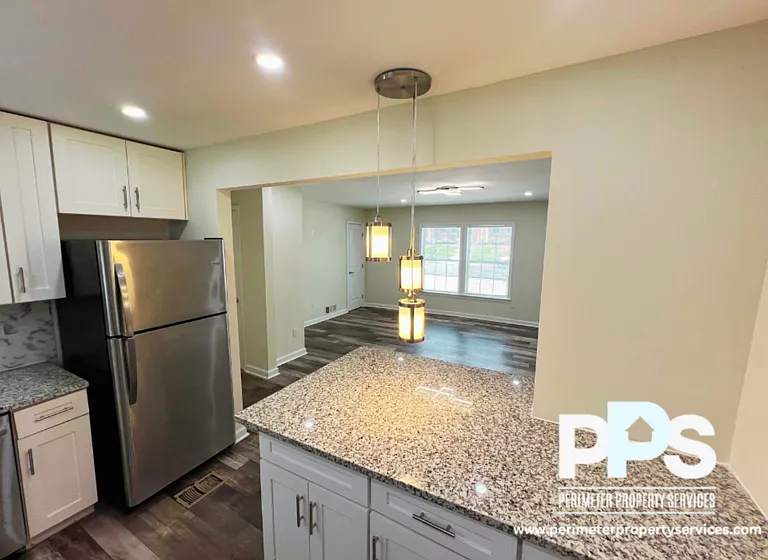 1784 Temple Ave #4 — Photo 4