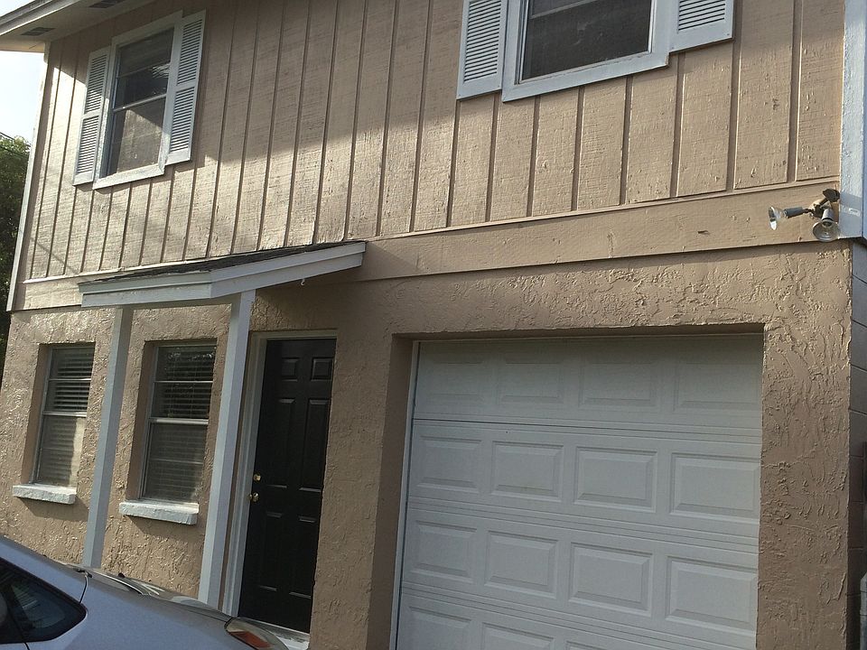 1st image of 206 E Emma St