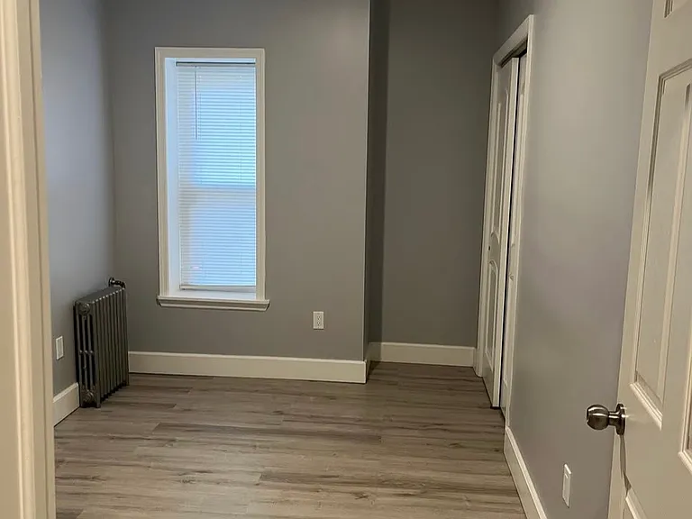 146 Johnston St #BASEMENT — Photo 9