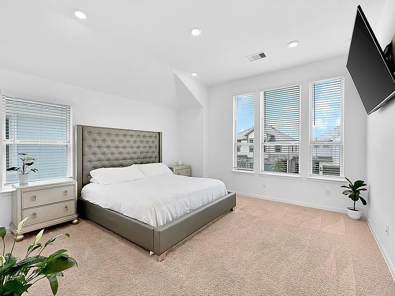 4027 Balboa Dr — Photo 16