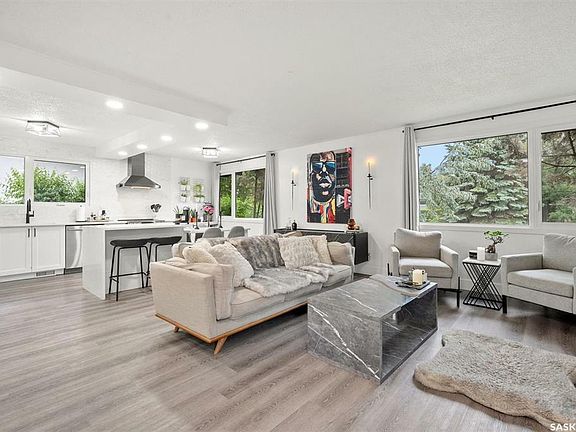 4th image of 13 Macdonald Cres