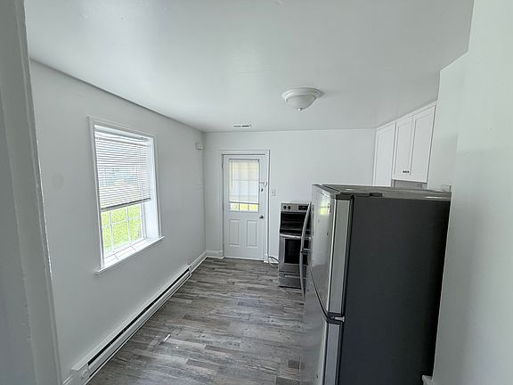 5th image of 2200 Terminal Ave