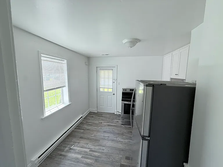 2200 Terminal Ave — Photo 5
