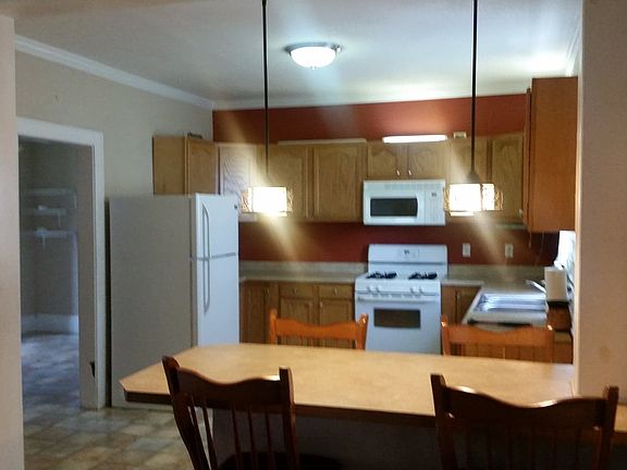 2nd image of 48 Glade Ave