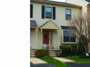 350 Scola Rd, Brookhaven, PA 19015
