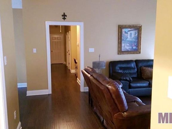 3rd image of 41024 Villa Ct N