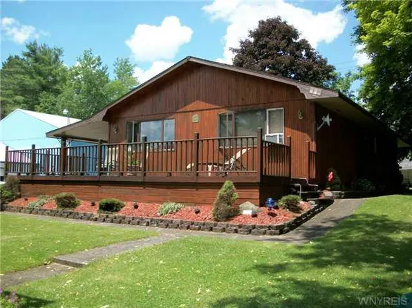 8909 Willow Rd, Rushford, NY 14777