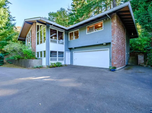3910 SW Fairhaven Dr, Corvallis, OR 97333