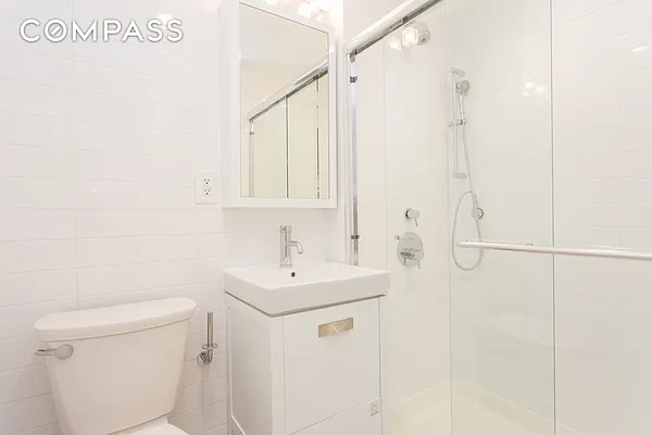 Rented by Compass | media 11