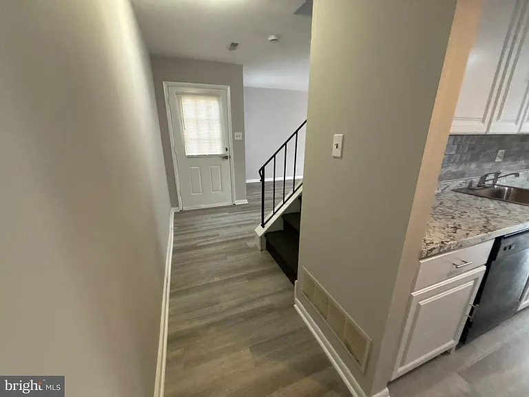 476 Bridge St — Photo 18