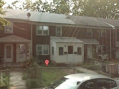 2nd image of 656 Cora Pl